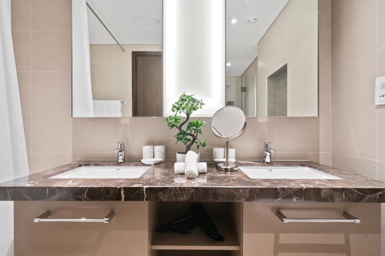 Breathtaking City Views From Dt Apt With Terrace Dubaj Zewnętrze zdjęcie